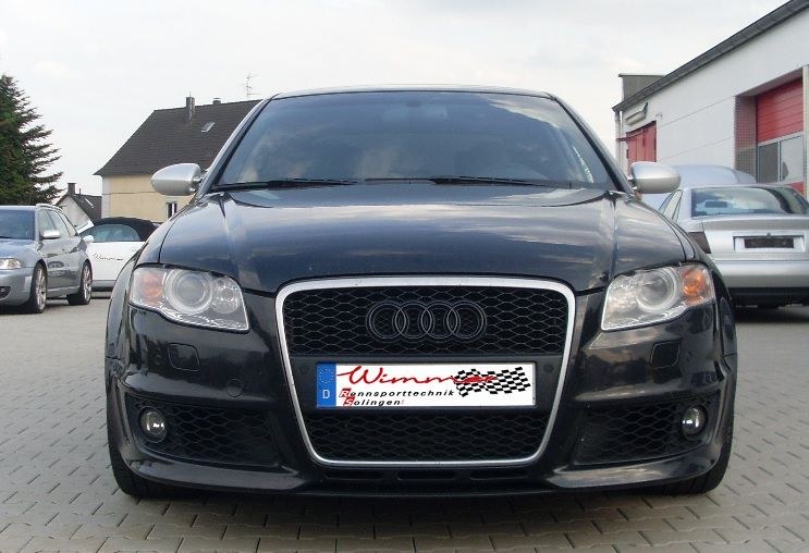 Audi RS4 (3).JPG