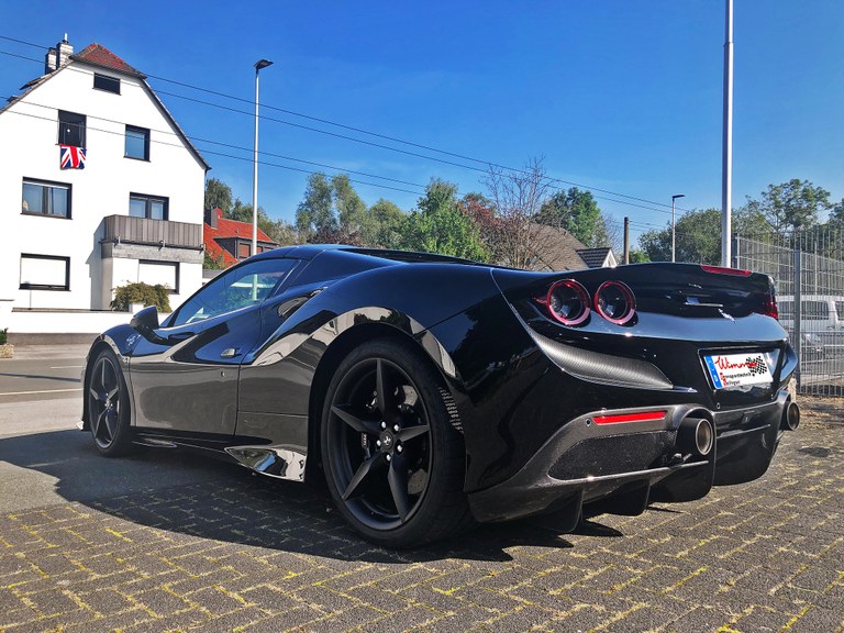 Ferrari Pista.jpeg